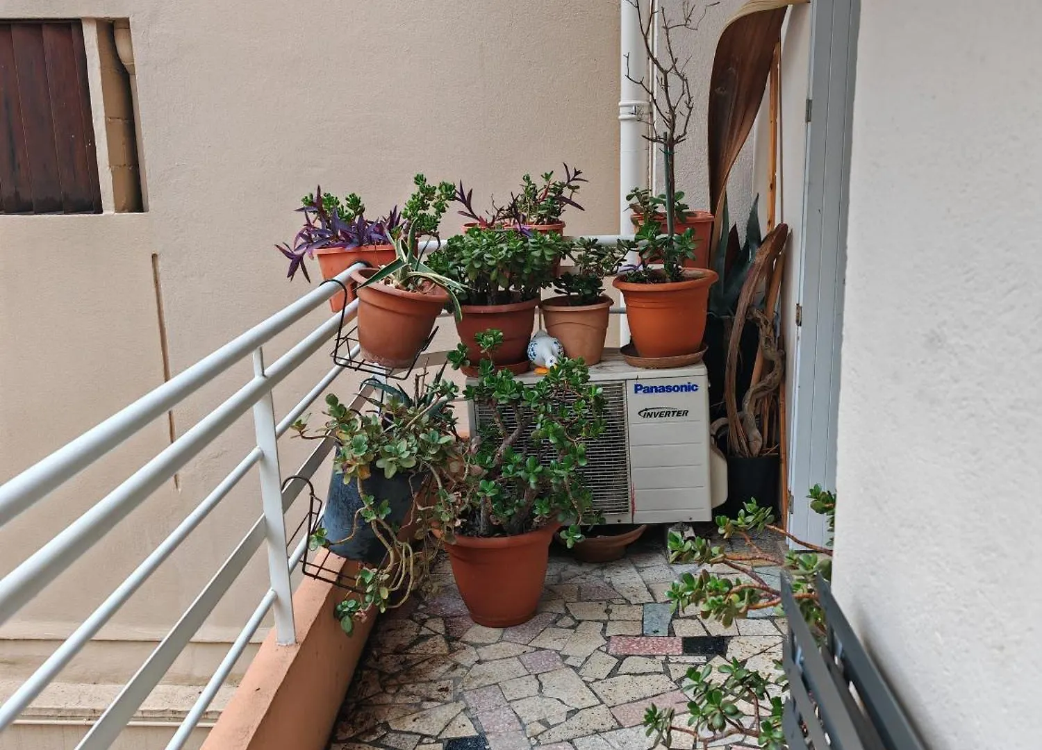 Antibes Center Apartment 0*,  France